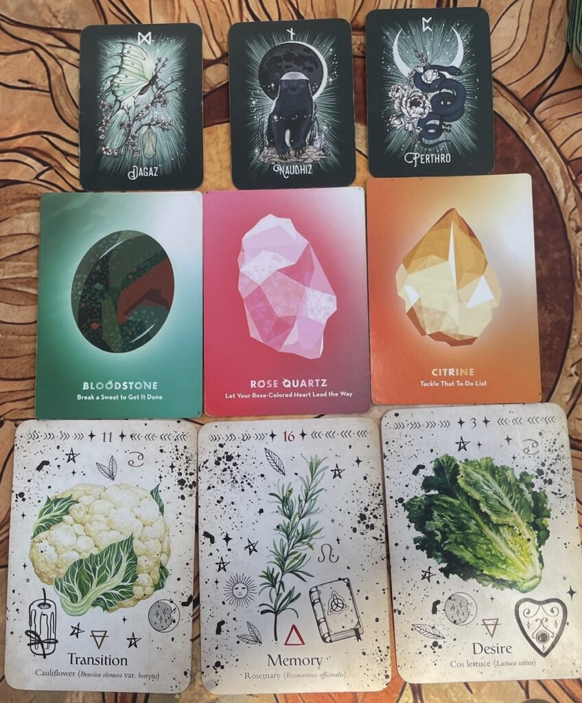 Oracle Card Reading, Psychic reading, Runes, Rune reading
